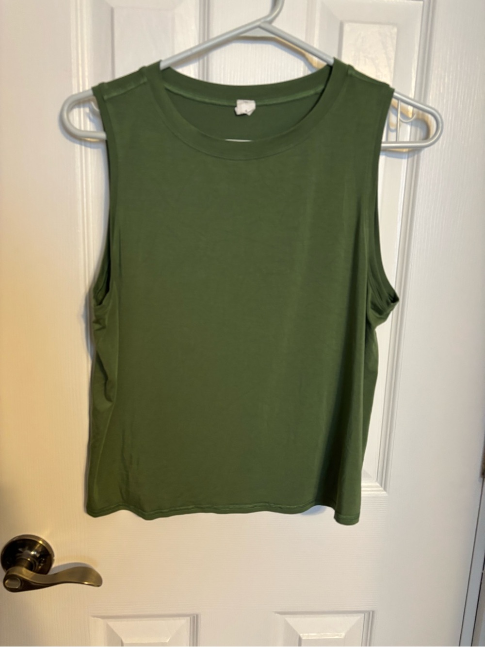 lululemon athletica Classic fit cotton blend Olive Green Crewneck Tank
